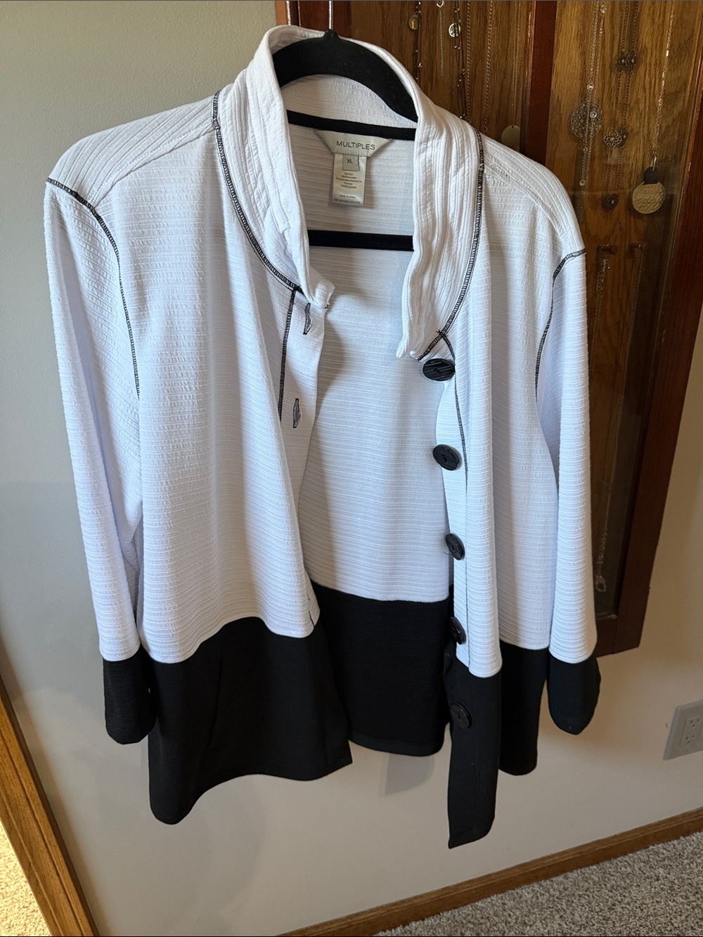 Multiples White and Black Contrast Button Jacket